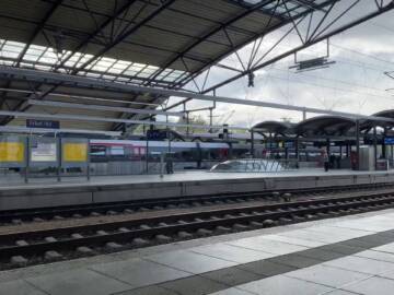 エアフルト中央駅　Erfurt Hbf Erfurt central station